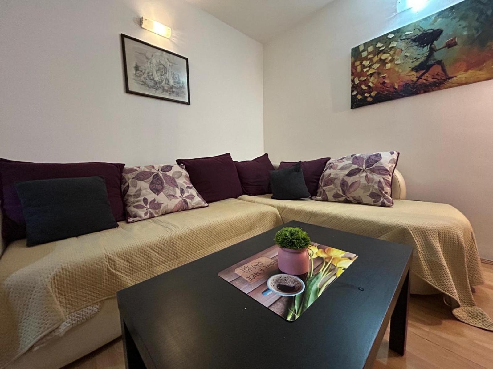 Elena Apartment 2 Szkopje Kültér fotó